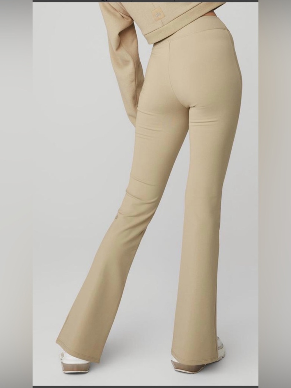 NWT Alo airbrush high-waist flutter legging California Dune S - Picture 3 of 12